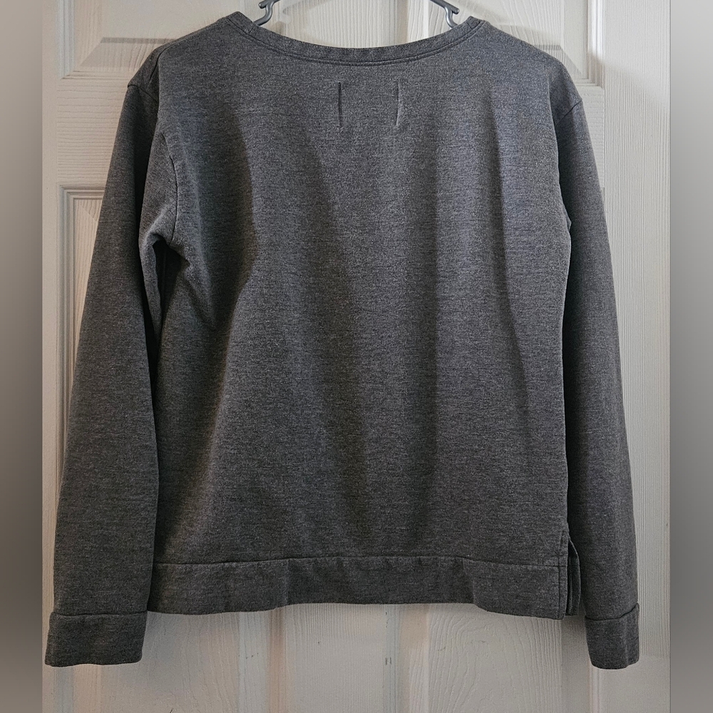 Victoria Sport Sweatshirt - Picture 2 of 5
